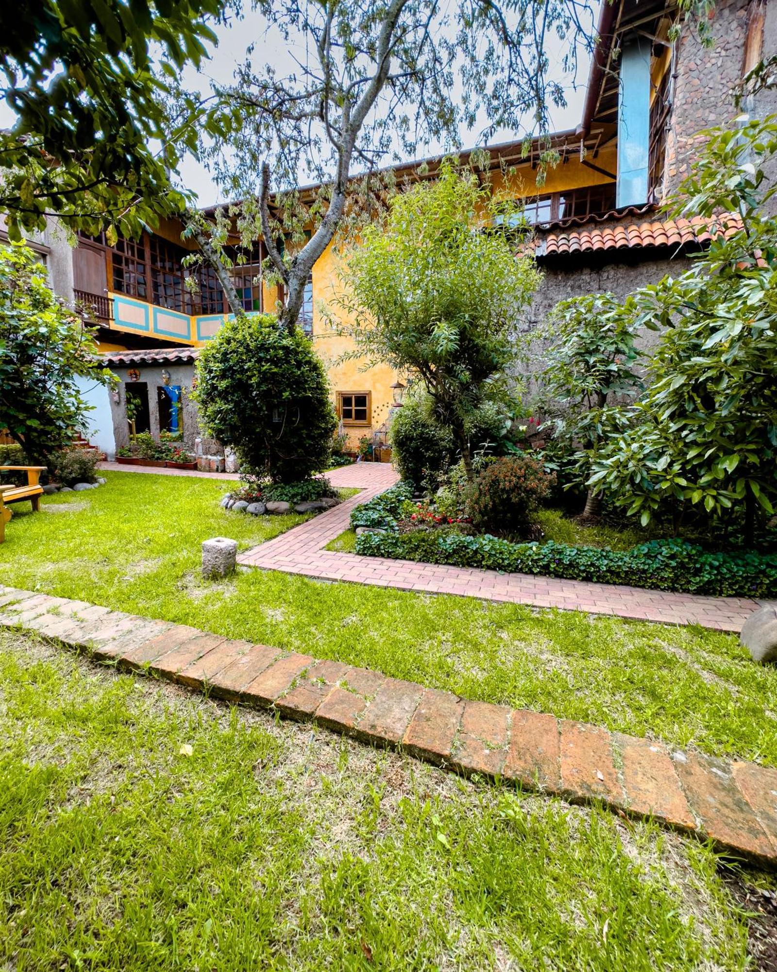 Hotel Boutique Casa Montalvo Куэнка Экстерьер фото