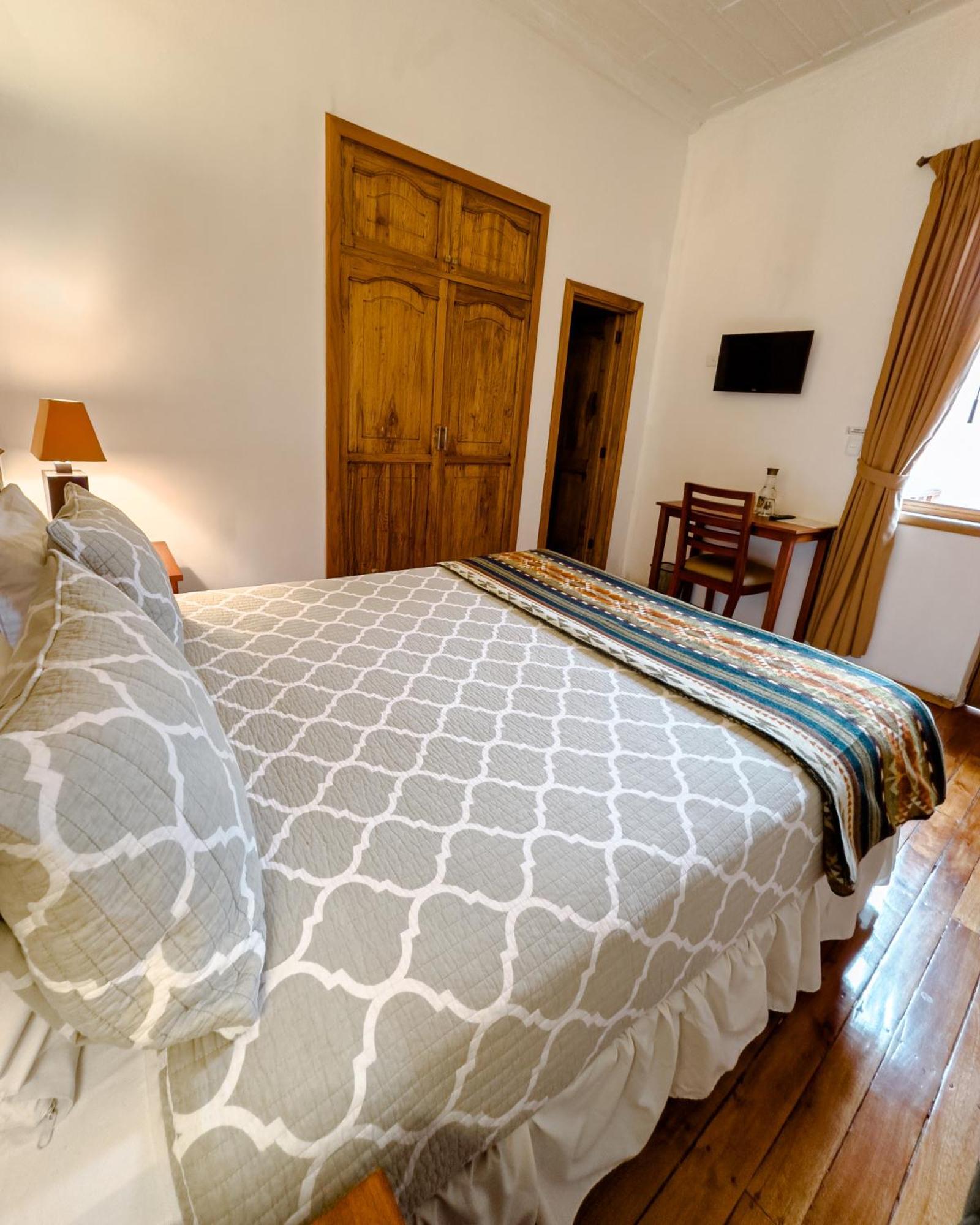 Hotel Boutique Casa Montalvo Куэнка Экстерьер фото
